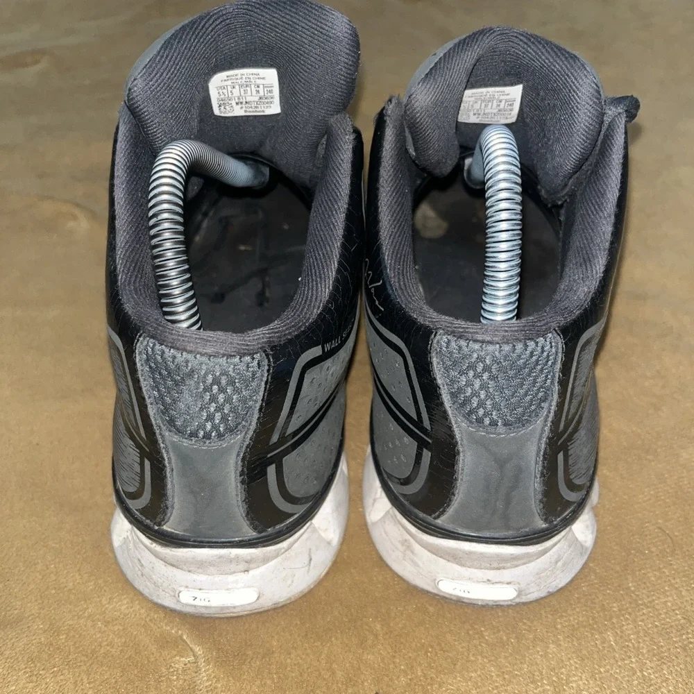 Reebok Wall Season 2‎ Zigencore NBA Basketball Shoes Men Size 5.5/Women Size 7